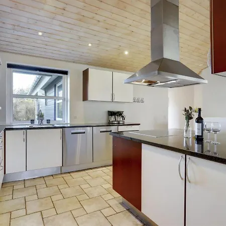 Holiday home Berenika - 500m From The Sea In Nw Jutland By Interhome *