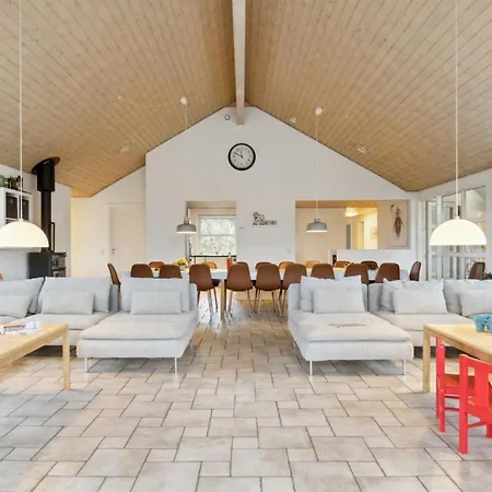 Berenika - 500m From The Sea By Interhome *